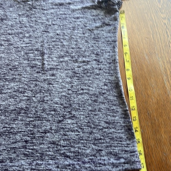 Under Armour V-neck Pullover Style 125-8568 Heather Gray Short Sleeves - Picture 9 of 11